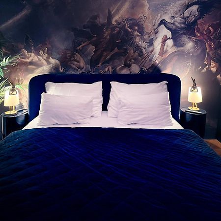 Skyline Elegance With Free Parking Apartment Братислава Екстериор снимка